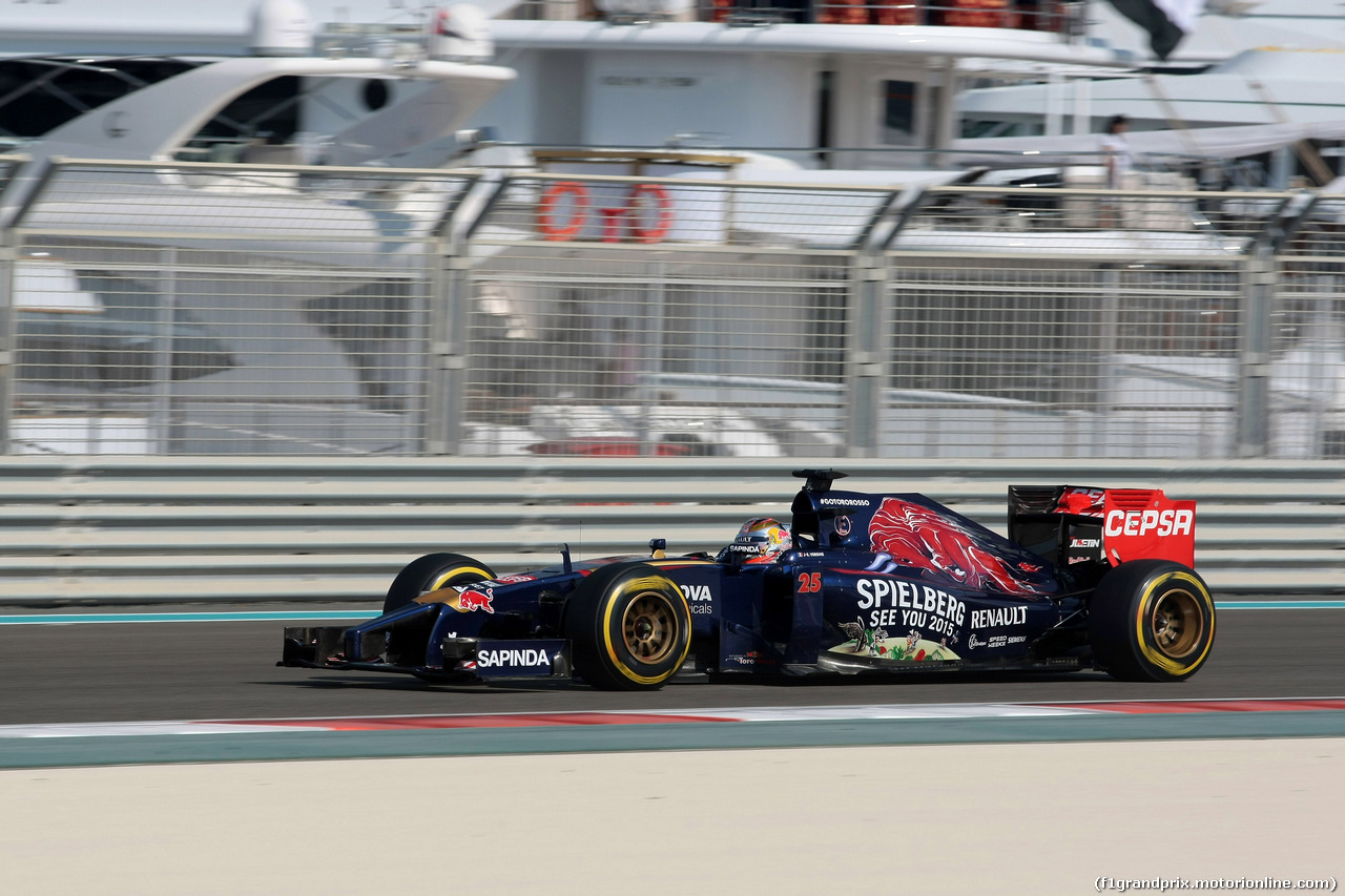 GP ABU DHABI, 21.11.2014 - Prove Libere 1, Jean-Eric Vergne (FRA) Scuderia Toro Rosso STR9