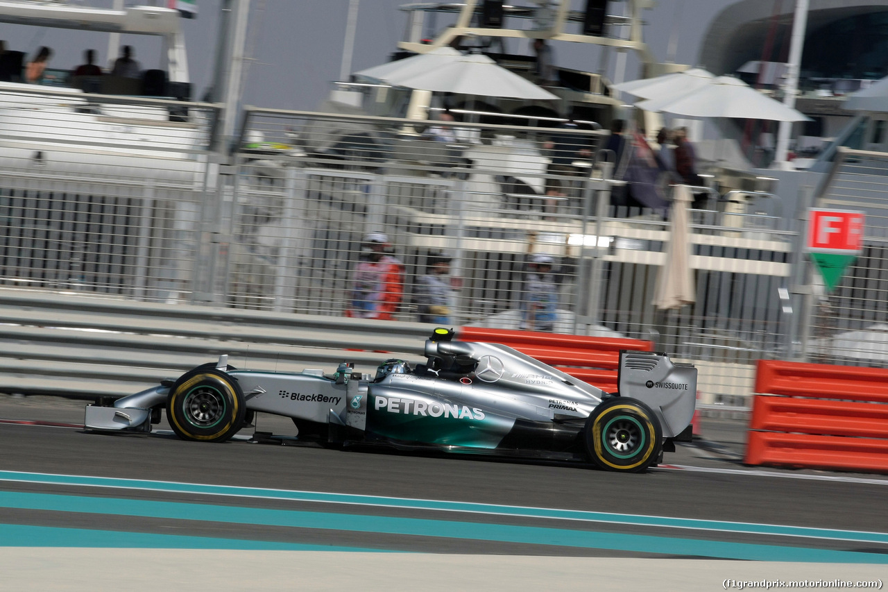 GP ABU DHABI, 21.11.2014 - Prove Libere 1, Nico Rosberg (GER) Mercedes AMG F1 W05