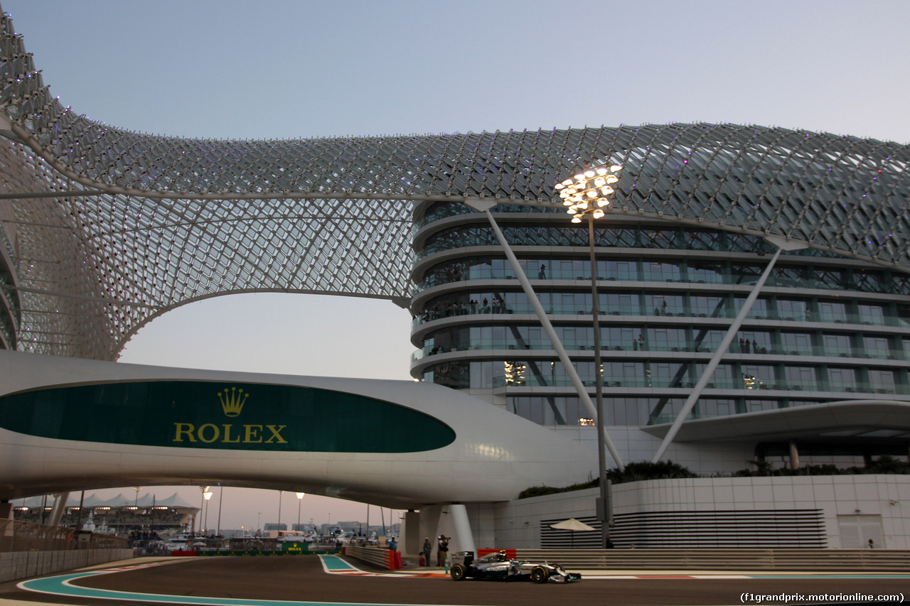 GP ABU DHABI, 21.11.2014 - Prove Libere 2, Nico Rosberg (GER) Mercedes AMG F1 W05