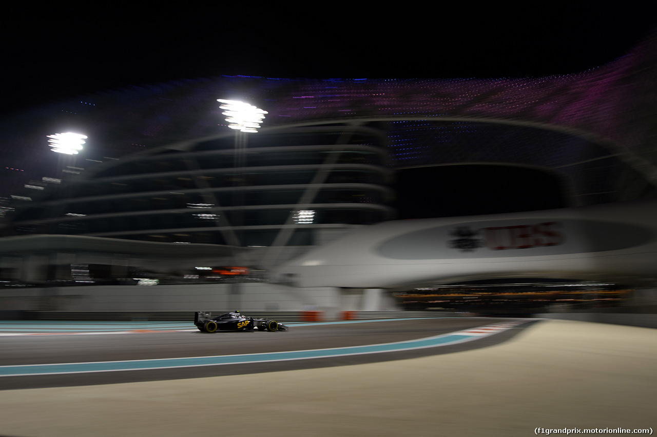 GP ABU DHABI, 21.11.2014 - Prove Libere 2, Kevin Magnussen (DEN) McLaren Mercedes MP4-29