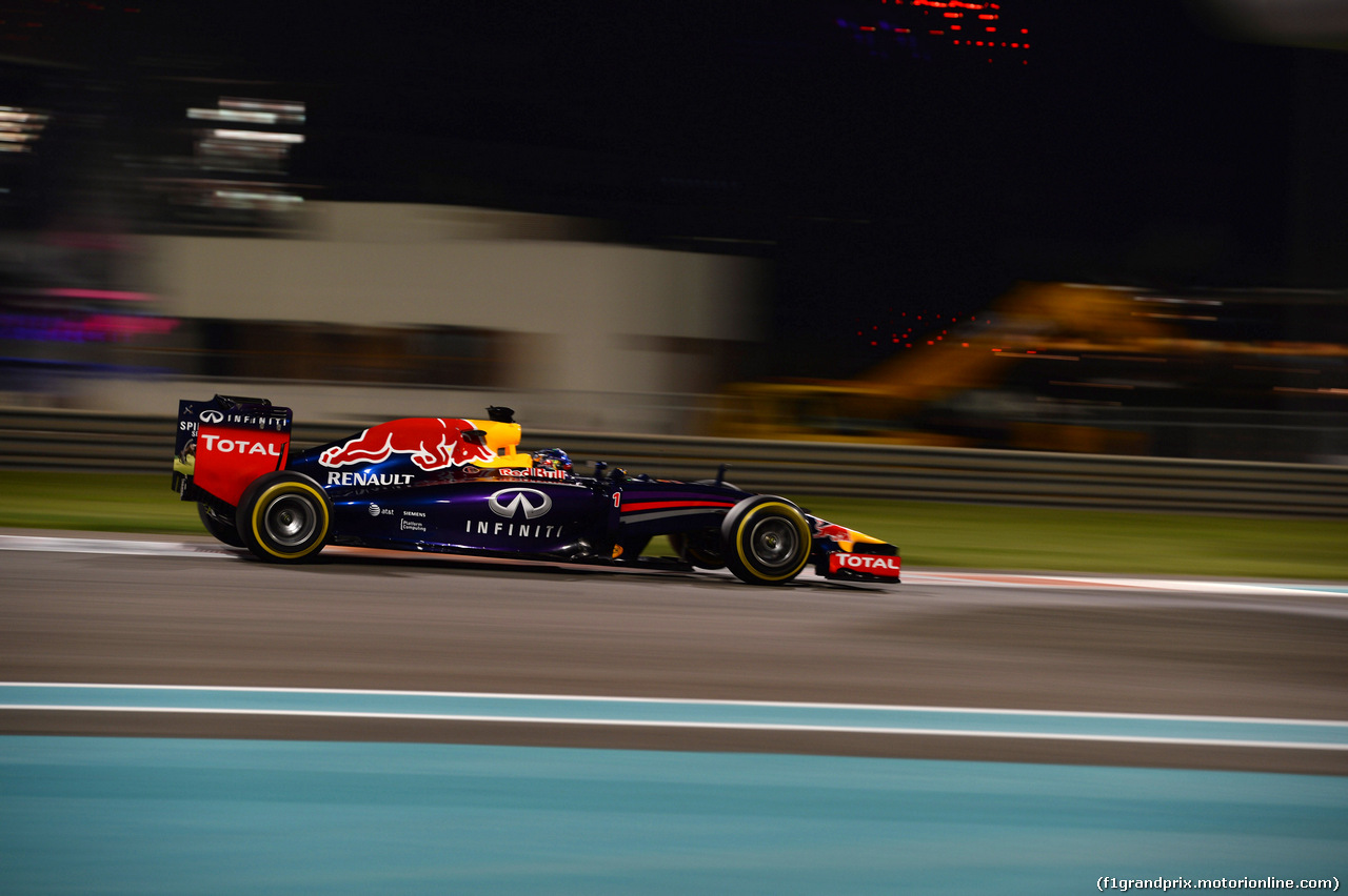 GP ABU DHABI, 21.11.2014 - Prove Libere 2, Sebastian Vettel (GER) Red Bull Racing RB10