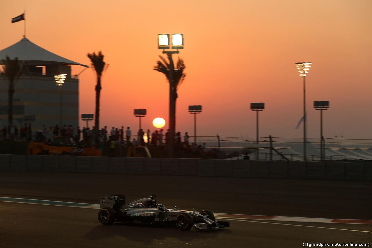 GP ABU DHABI, 21.11.2014 - Prove Libere 2, Nico Rosberg (GER) Mercedes AMG F1 W05