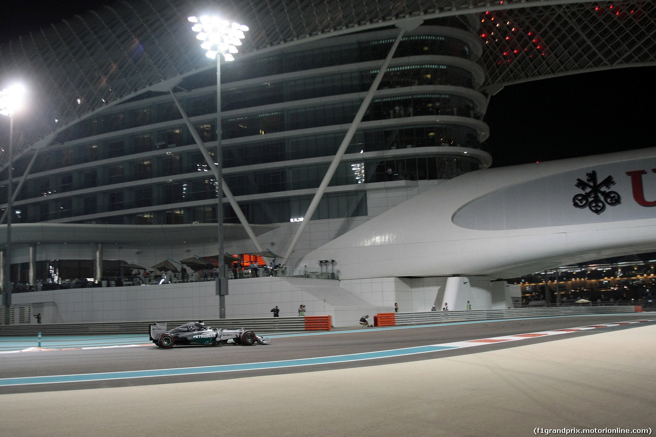 GP ABU DHABI, 21.11.2014 - Prove Libere 2, Lewis Hamilton (GBR) Mercedes AMG F1 W05
