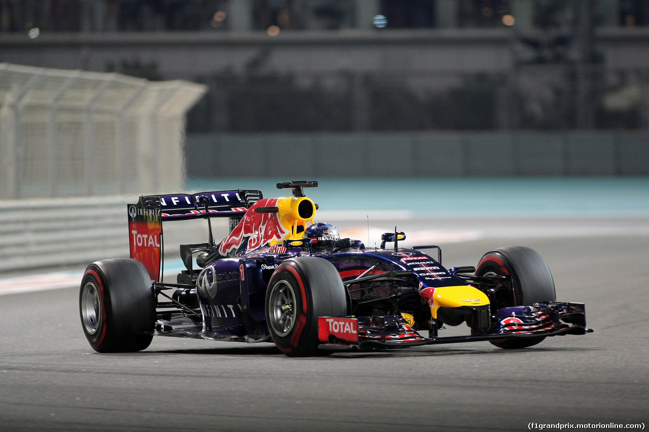 GP ABU DHABI, 21.11.2014 - Prove Libere 2, Sebastian Vettel (GER) Red Bull Racing RB10