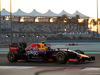 GP ABU DHABI, 21.11.2014 - Free Practice 2, Daniel Ricciardo (AUS) Red Bull Racing RB10