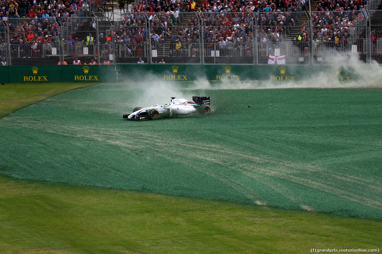 GP AUSTRALIA, 16.03.2014- Gara, Start of the race, crash, Felipe Massa (BRA) Williams F1 Team FW36 e Kamui Kobayashi (JAP) Caterham F1 Team CT-04