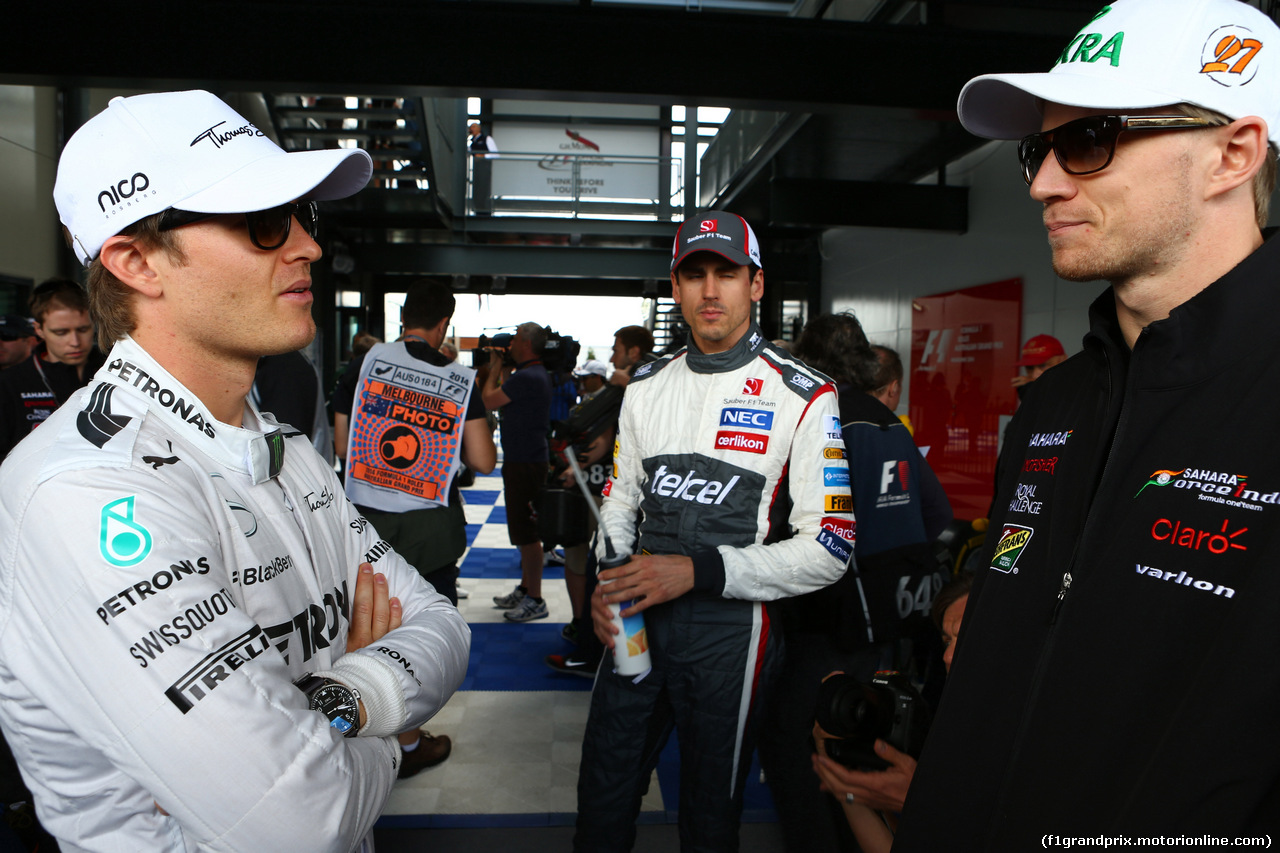GP AUSTRALIA, 16.03.2014- Nico Rosberg (GER) Mercedes AMG F1 W05 e Nico Hulkenberg (GER) Sahara Force India F1 VJM07