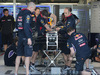 GP AUSTRALIA, 13.03.2014- Mechanics Red Bull work on the car