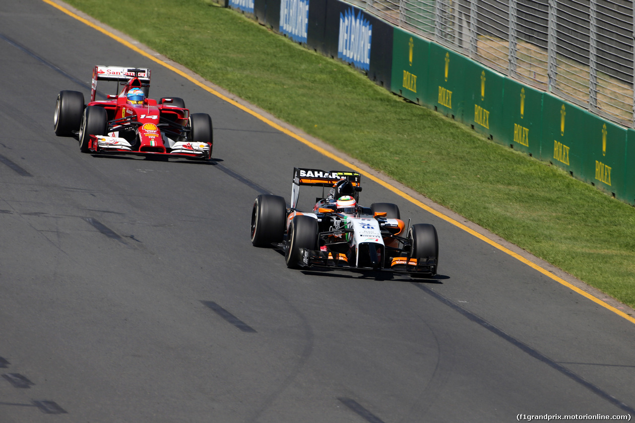 GP AUSTRALIA, 14.03.2014- Prove Libere 1, Fernando Alonso (ESP) Ferrari F14-T e Sergio Perez (MEX) Sahara Force India F1 VJM07