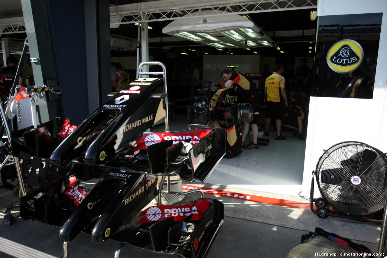 GP AUSTRALIA, 14.03.2014- Prove Libere 2, Lotus garage