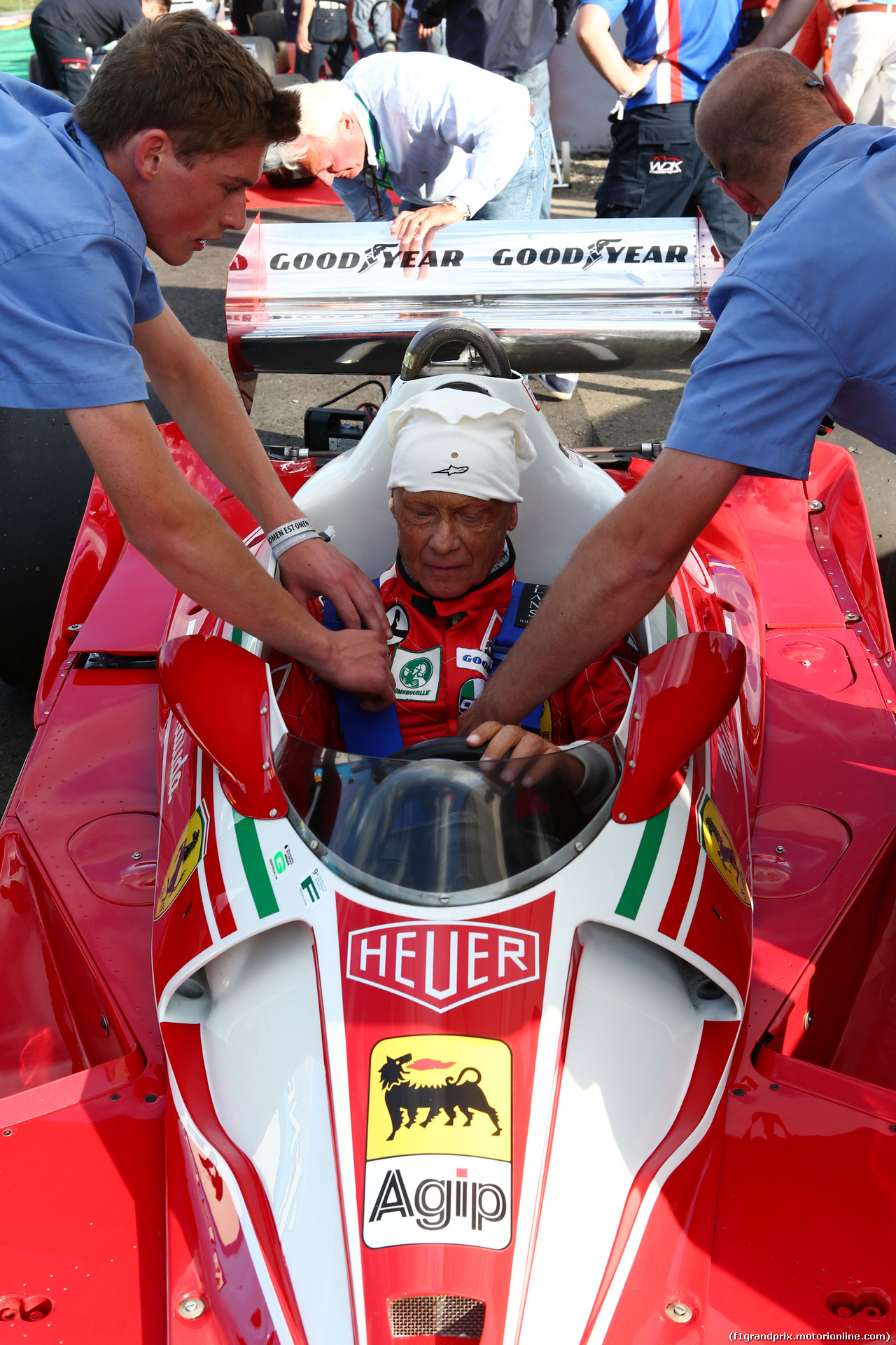 GP AUSTRIA, 21.06.2014- Niki Lauda (AUT) Mercedes Non-Executive Chairman is reunited with his Ferrari 312T2.