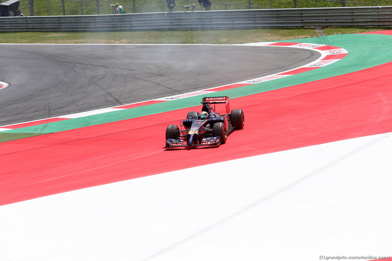 GP AUSTRIA, 21.06.2014- Prove Libere 3, Jean-Eric Vergne (FRA) Scuderia Toro Rosso STR9