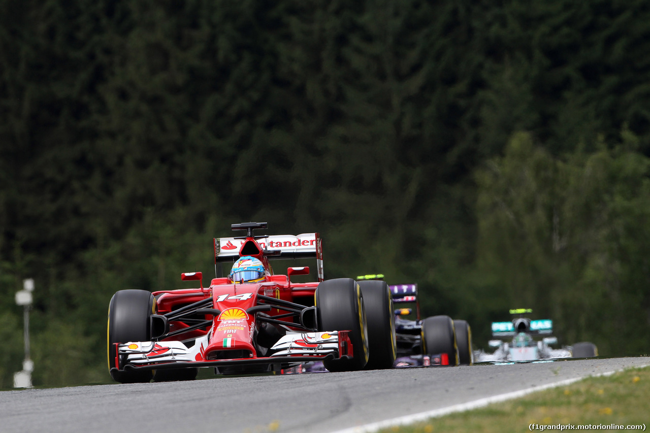 GP AUSTRIA, 21.06.2014- Prove Libere 3, Fernando Alonso (ESP) Ferrari F14-T davanti a Daniel Ricciardo (AUS) Red Bull Racing RB10 e Nico Rosberg (GER) Mercedes AMG F1 W05