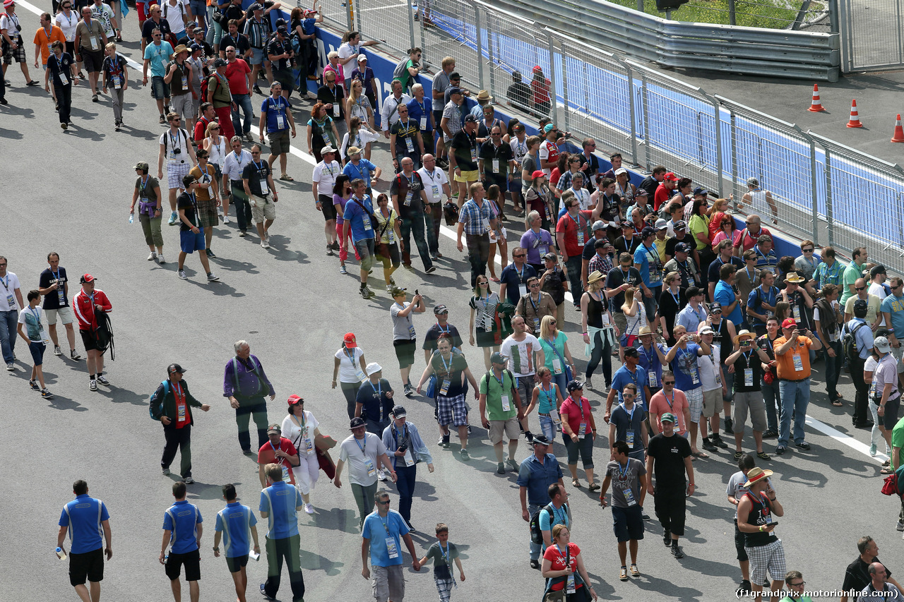 GP AUSTRIA, 19.06.2014- The fans on the track