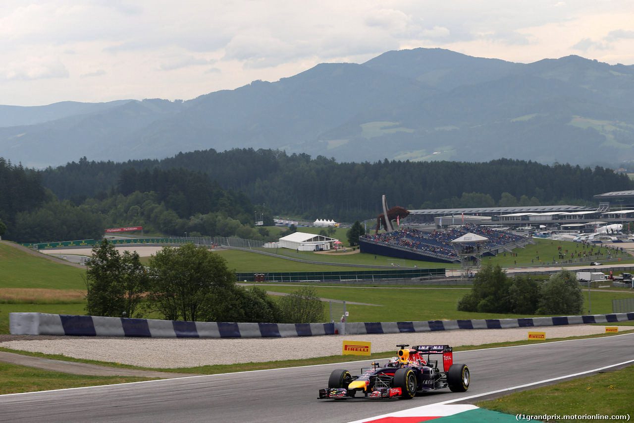 GP AUSTRIA, 20.06.2014- Prove Libere 1, Sebastian Vettel (GER) Red Bull Racing RB10