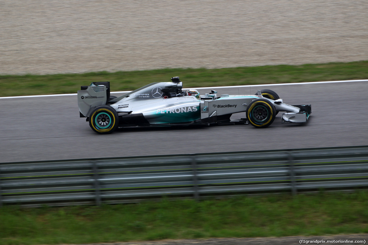 GP AUSTRIA, 20.06.2014- Prove Libere 1, Lewis Hamilton (GBR) Mercedes AMG F1 W05