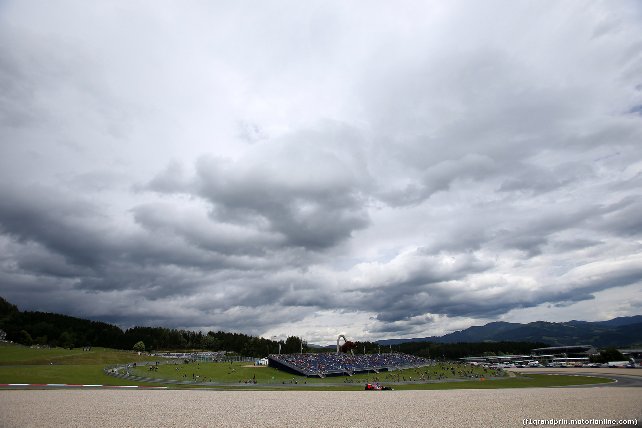 GP AUSTRIA, 20.06.2014- Prove Libere 2, Jean-Eric Vergne (FRA) Scuderia Toro Rosso STR9