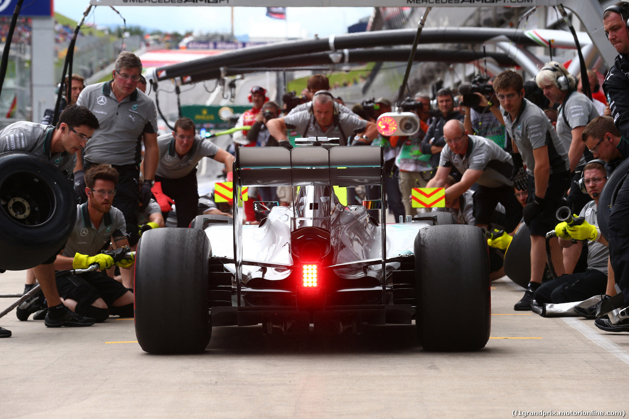 GP AUSTRIA, 20.06.2014- Prove Libere 2, Lewis Hamilton (GBR) Mercedes AMG F1 W05