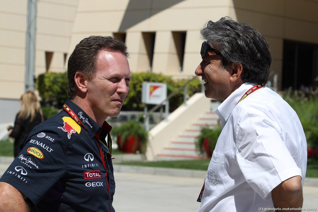 GP BAHRAIN, 06.04.2015- Christian Horner (GBR), Red Bull Racing, Sporting Director  e Pasquale Lattuneddu (ITA), FOM
