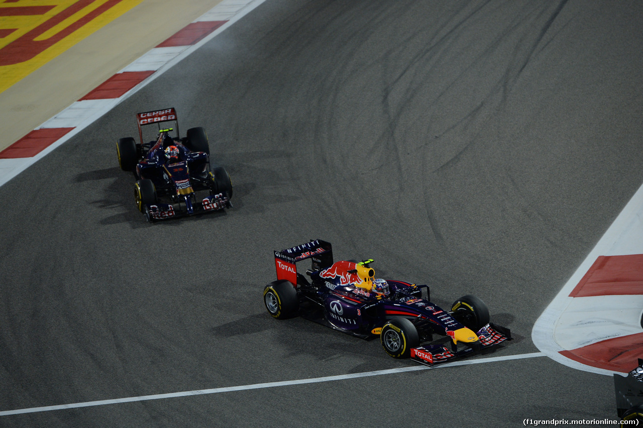GP BAHRAIN, 06.04.2014- Gara, Daniel Ricciardo (AUS) Infiniti Red Bull Racing RB10