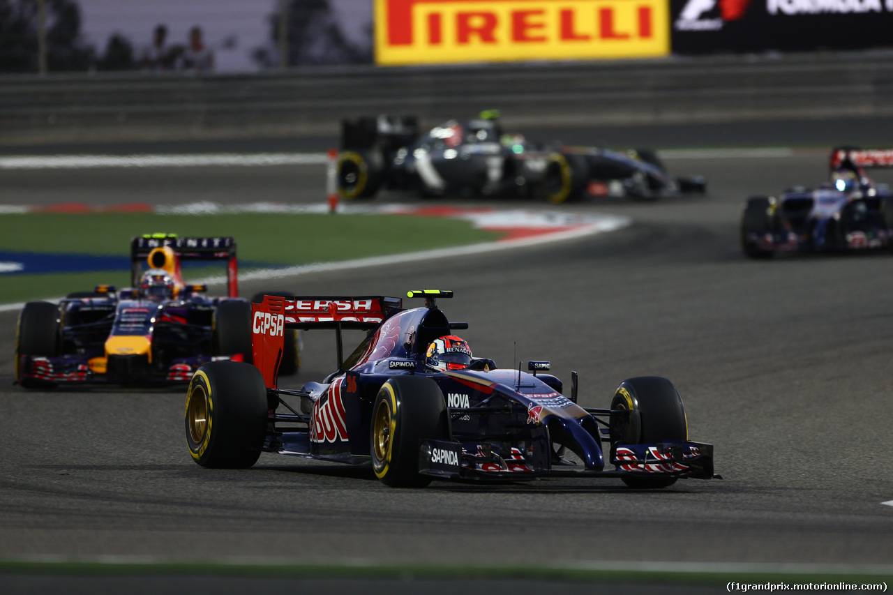 GP BAHRAIN, 06.04.2014- Gara, Daniil Kvyat (RUS) Scuderia Toro Rosso STR9