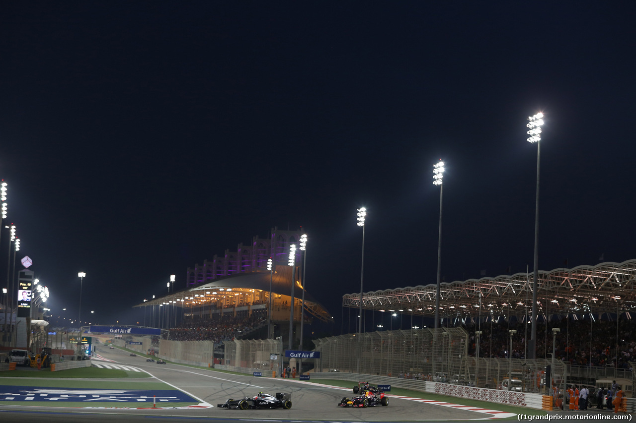 GP BAHRAIN, 06.04.2014- Gara, Kevin Magnussen (DEN) McLaren Mercedes MP4-29