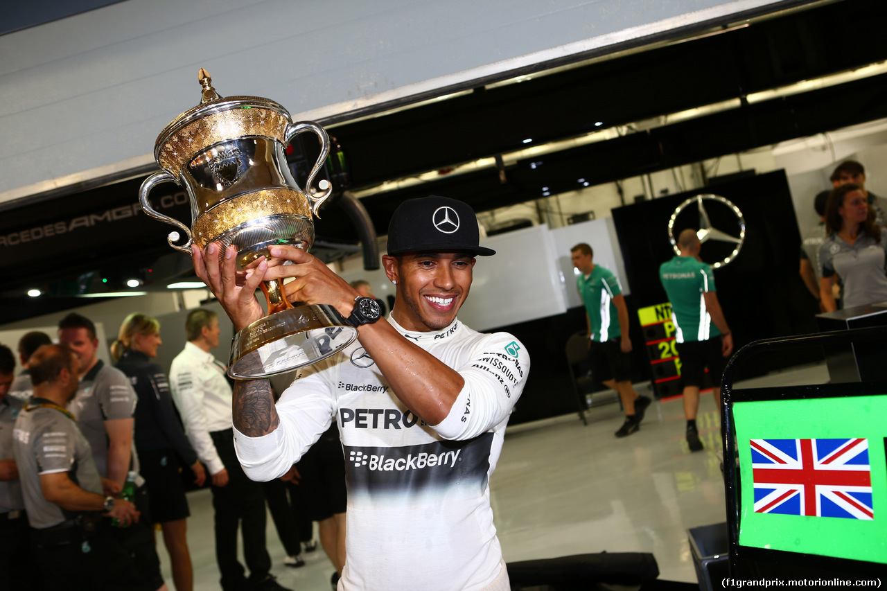 GP BAHRAIN, 06.04.2014- Lewis Hamilton (GBR) Mercedes AMG F1 W05 celebration for his victory after the race