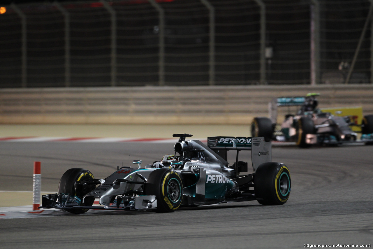 GP BAHRAIN, 06.04.2014- Gara, Lewis Hamilton (GBR) Mercedes AMG F1 W05
