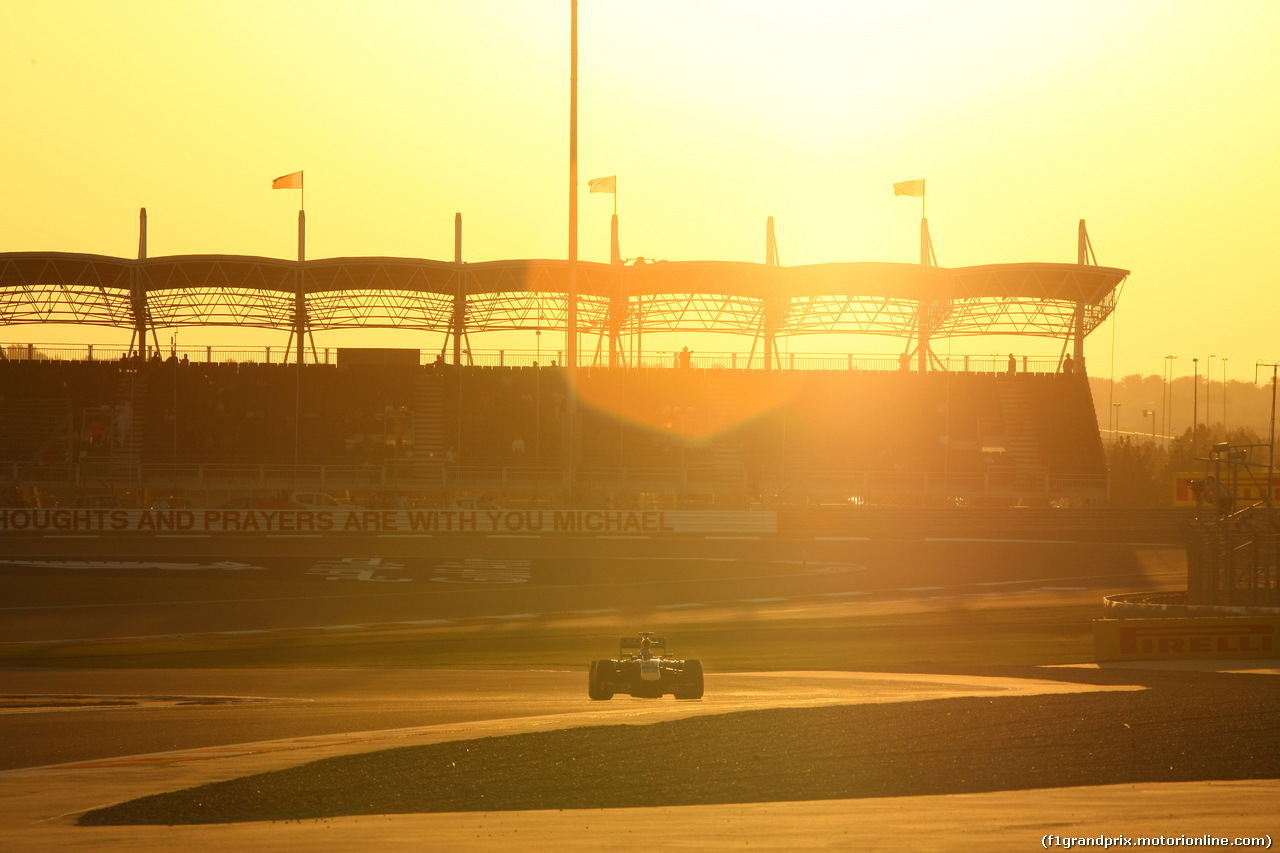 GP BAHRAIN, 06.04.2014- Gara, Sebastian Vettel (GER) Infiniti Red Bull Racing RB10