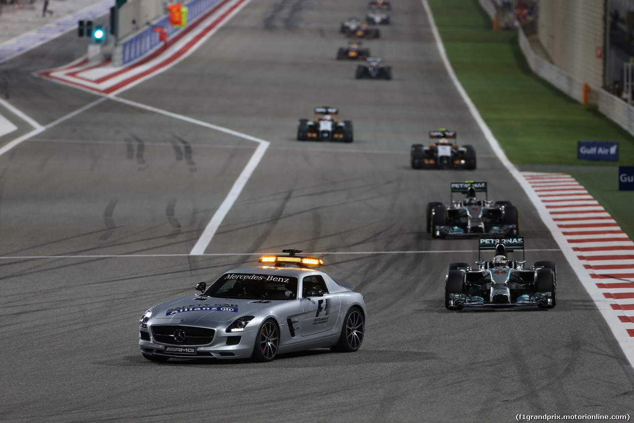 GP BAHRAIN, 06.04.2014- Gara, The Safey Car