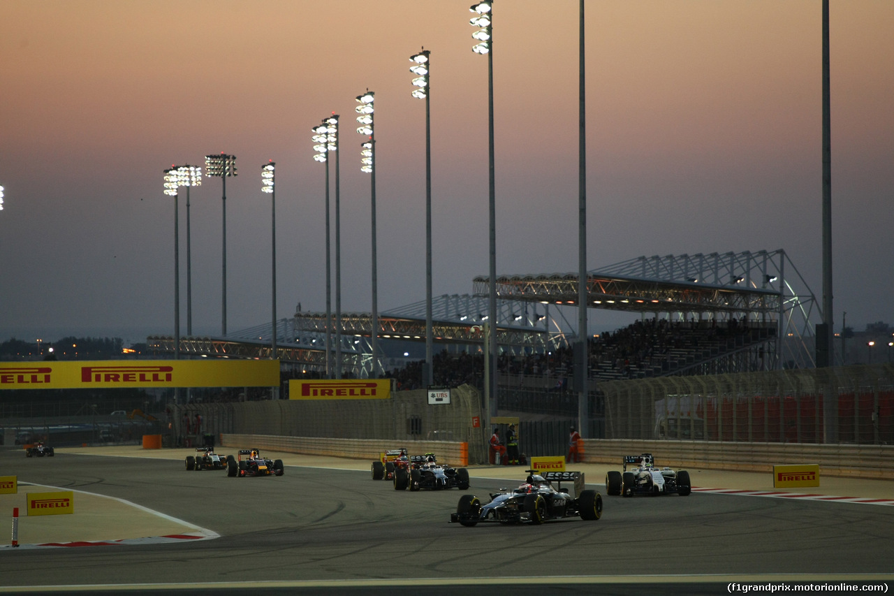 GP BAHRAIN, 06.04.2014- Gara, Jenson Button (GBR) McLaren Mercedes MP4-29