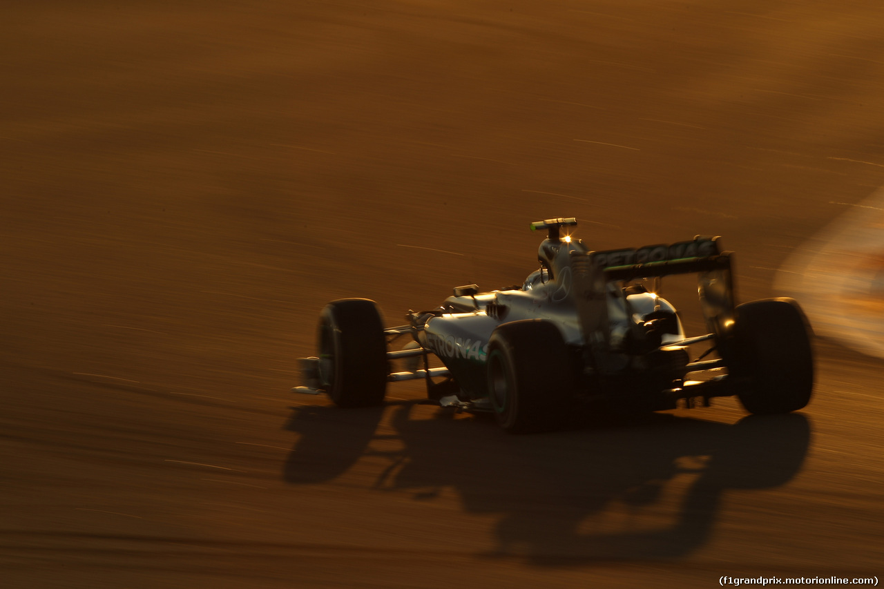 GP BAHRAIN, 06.04.2014- Gara, Nico Rosberg (GER) Mercedes AMG F1 W05