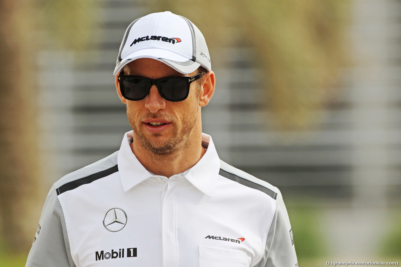 GP BAHRAIN, Jenson Button (GBR) McLaren.
03.04.2014. Formula 1 World Championship, Rd 3, Bahrain Grand Prix, Sakhir, Bahrain, Preparation Day.