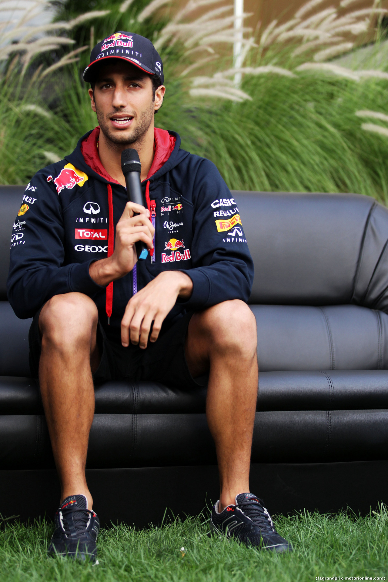 GP BAHRAIN, Daniel Ricciardo (AUS) Red Bull Racing.
03.04.2014. Formula 1 World Championship, Rd 3, Bahrain Grand Prix, Sakhir, Bahrain, Preparation Day.