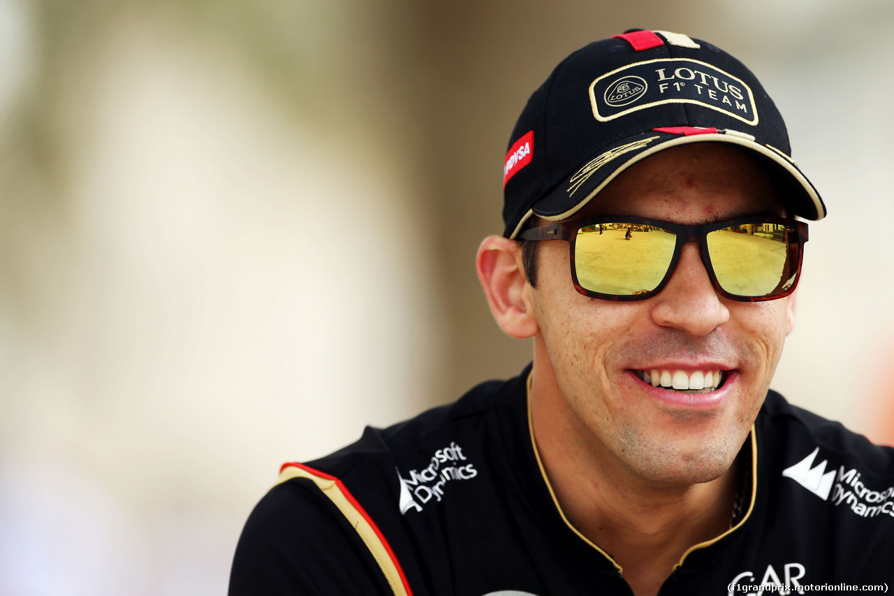 GP BAHRAIN, Pastor Maldonado (VEN) Lotus F1 Team.
03.04.2014. Formula 1 World Championship, Rd 3, Bahrain Grand Prix, Sakhir, Bahrain, Preparation Day.