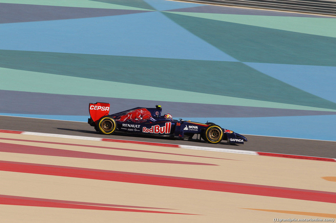 GP BAHRAIN, 05.04.2014- Free practice 3, Daniil Kvyat (RUS) Scuderia Toro Rosso STR9