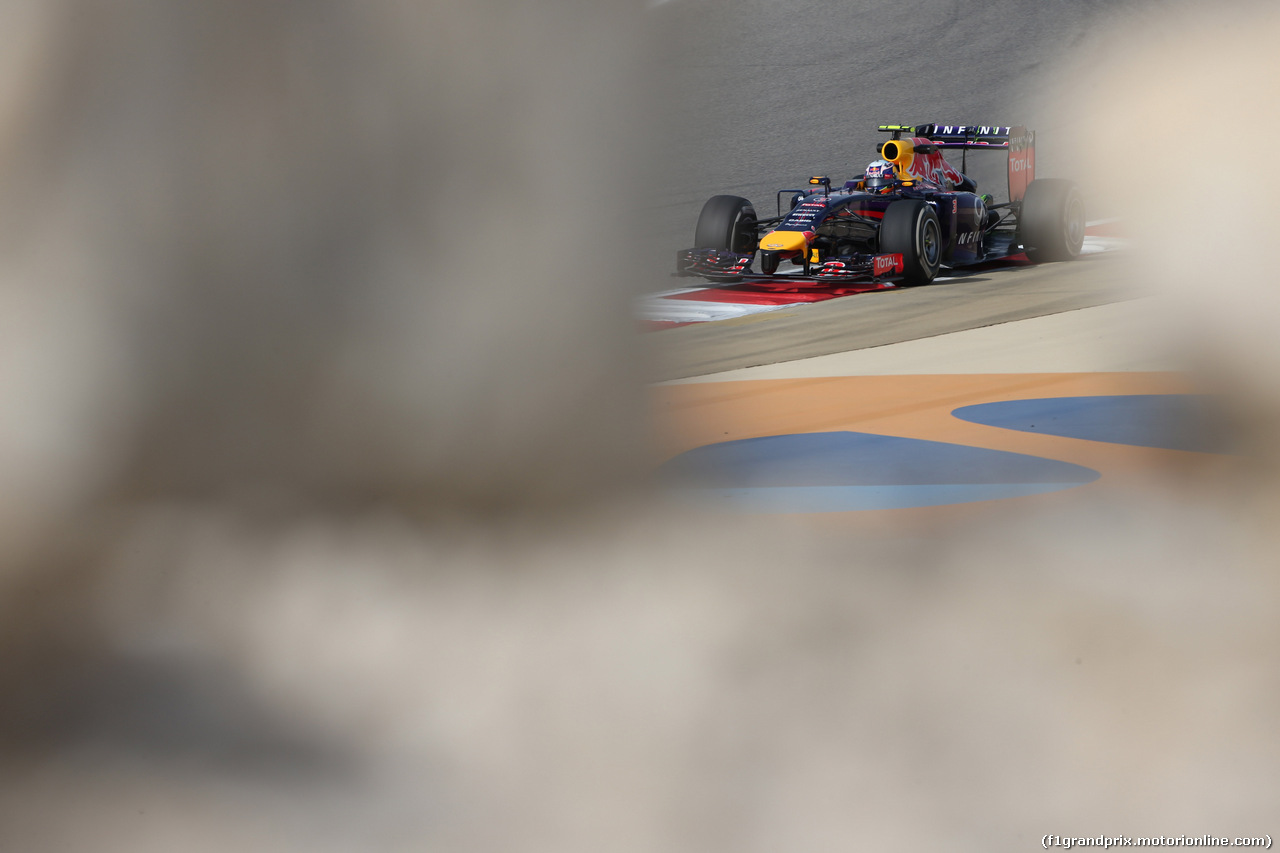 GP BAHRAIN, 04.04.2014- free Practice 1, Daniel Ricciardo (AUS) Infiniti Red Bull Racing RB10