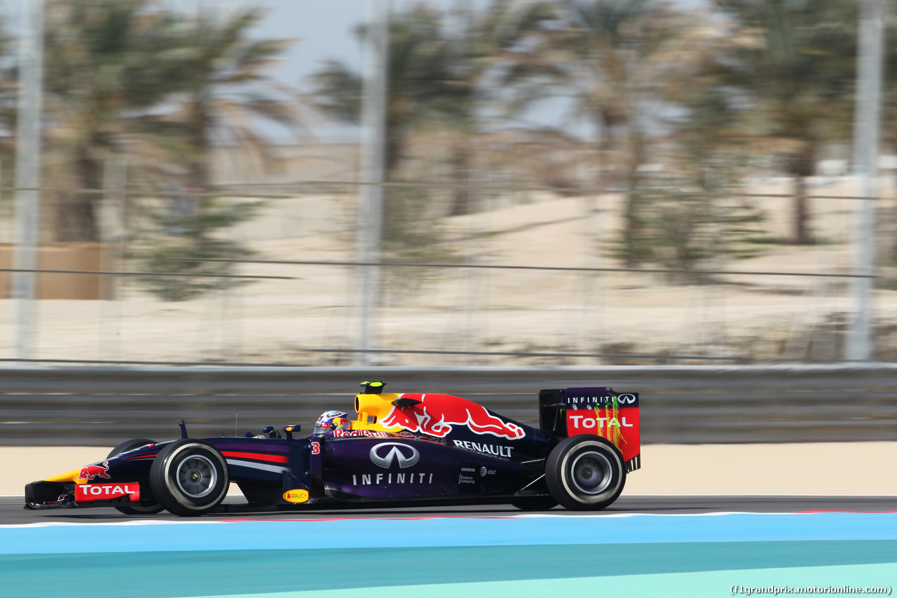GP BAHRAIN, 04.04.2014- free Practice 1, Daniel Ricciardo (AUS) Infiniti Red Bull Racing RB10