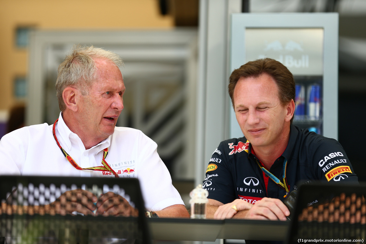 GP BAHRAIN, 04.04.2014- Helmut Marko (AUT), Red Bull Racing, Red Bull Advisor e Christian Horner (GBR), Red Bull Racing, Sporting Director
