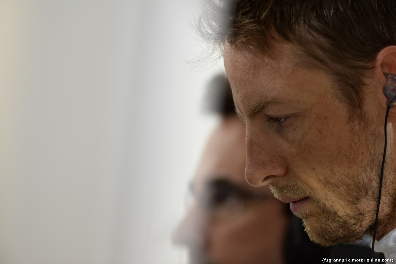 GP BAHRAIN, 04.04.2014- Prove Libere 2, Jenson Button (GBR) McLaren Mercedes MP4-29