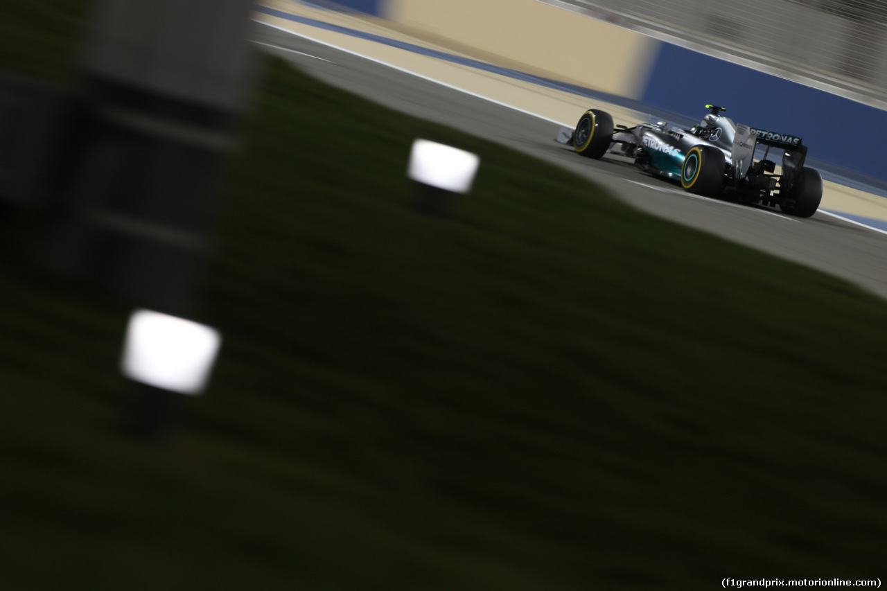 GP BAHRAIN, 04.04.2014- Prove Libere 2, Nico Rosberg (GER) Mercedes AMG F1 W05