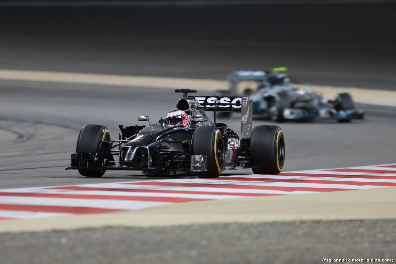 GP BAHRAIN, 04.04.2014- Prove Libere 2, Jenson Button (GBR) McLaren Mercedes MP4-29