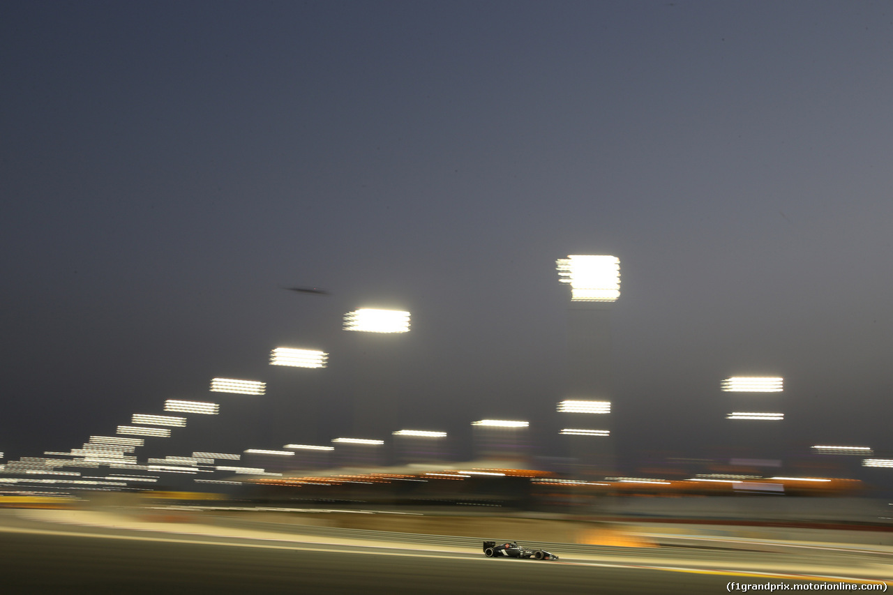 GP BAHRAIN, 04.04.2014- Prove Libere 2, Adrian Sutil (GER) Sauber F1 Team C33
