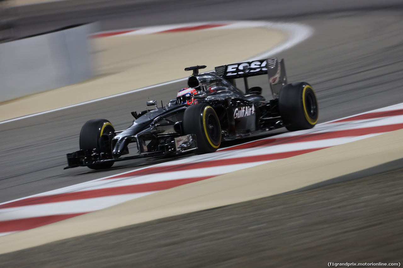 GP BAHRAIN, 04.04.2014- Prove Libere 2, Jenson Button (GBR) McLaren Mercedes MP4-29