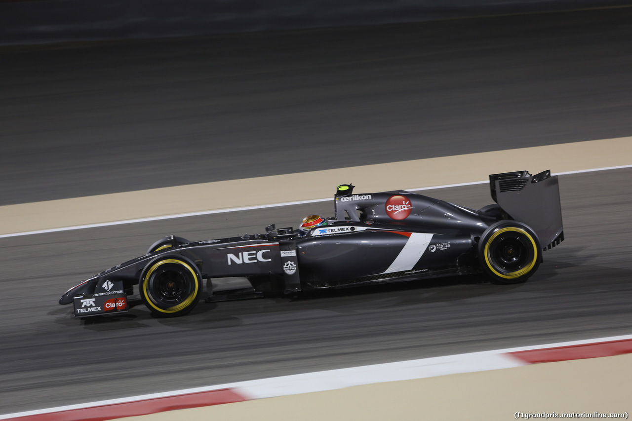 GP BAHRAIN, 04.04.2014- Prove Libere 2, Esteban Gutierrez (MEX) Sauber F1 Team C33