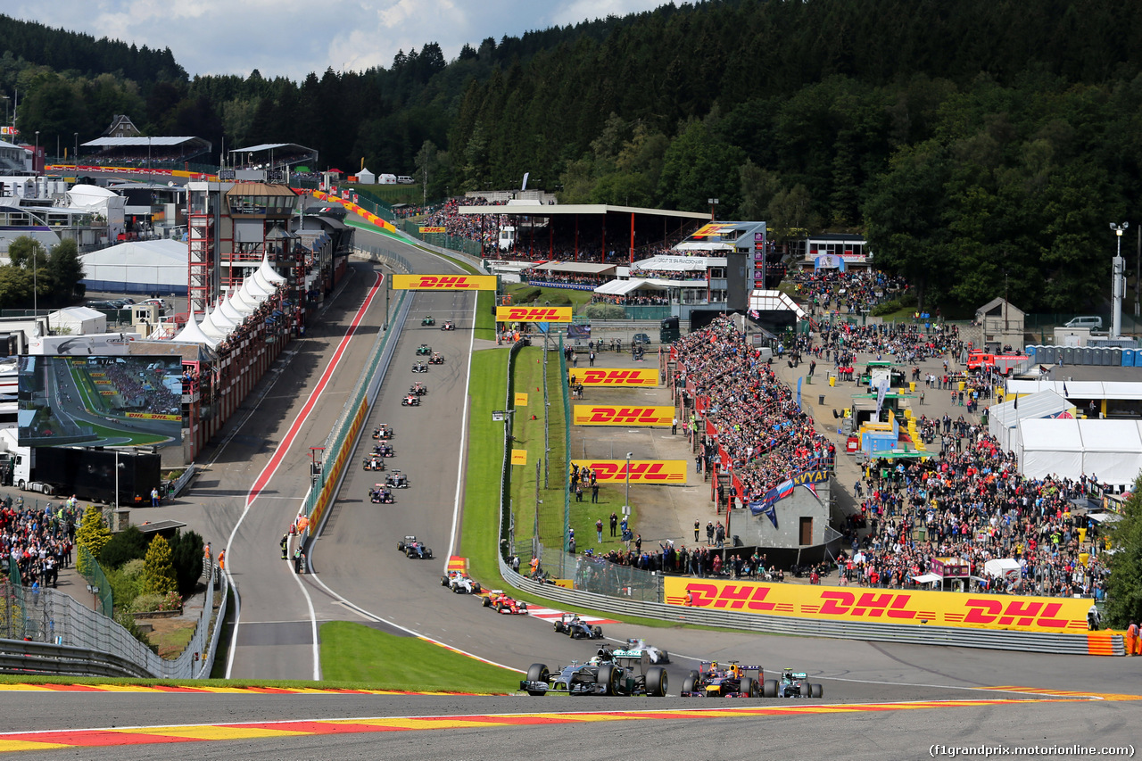 GP BELGIO, 24.08.2014- Gara, Start of the race, Lewis Hamilton (GBR) Mercedes AMG F1 W05