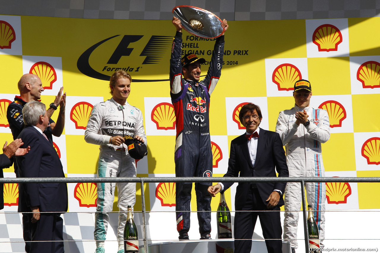 GP BELGIO, 24.08.2014- Gara, 1st position Daniel Ricciardo (AUS) Red Bull Racing RB10, secondo Nico Rosberg (GER) Mercedes AMG F1 W05 e terzo Valtteri Bottas (FIN) Williams F1 Team FW36 with Adrian Newey (GBR), Red Bull Racing , Technical Operations Director