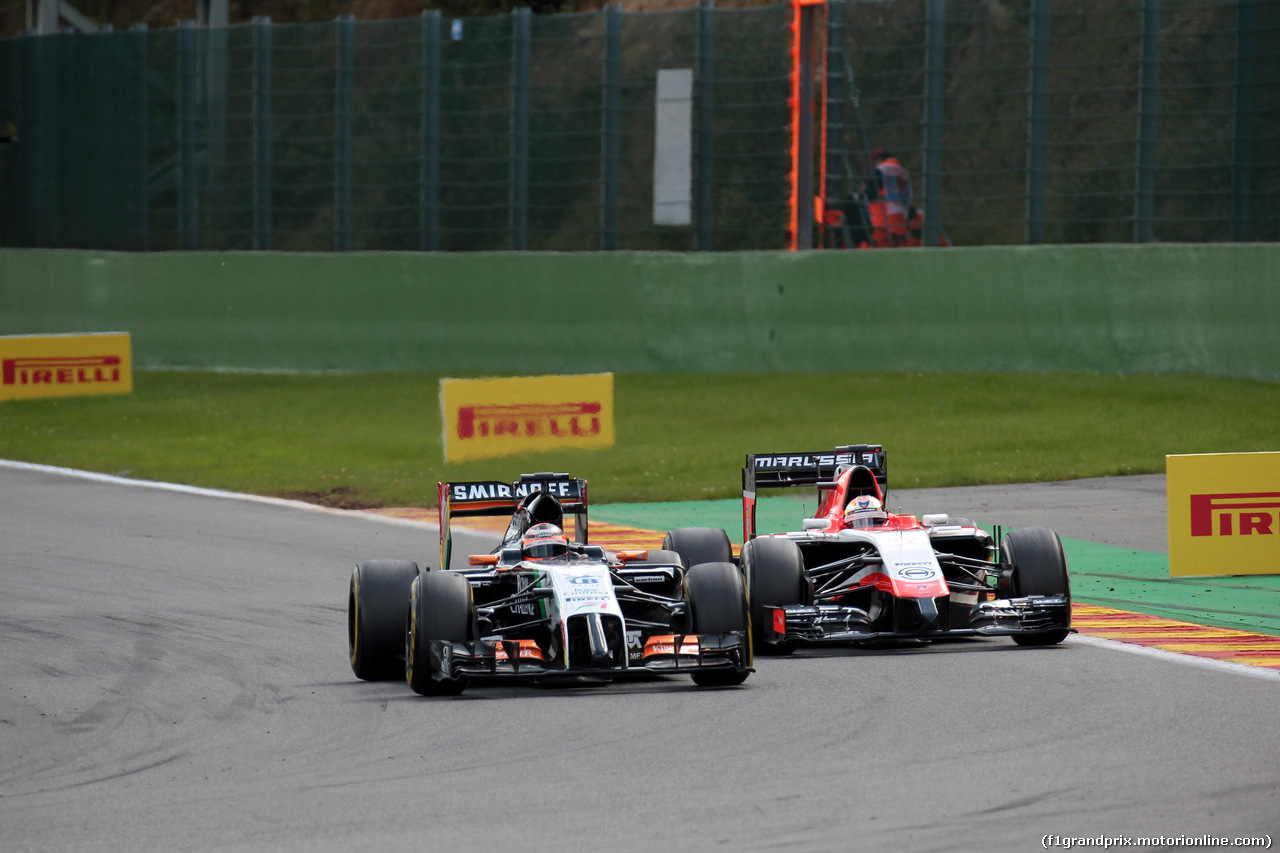 GP BELGIO, 24.08.2014- Gara, Nico Hulkenberg (GER) Sahara Force India F1 VJM07 e Jules Bianchi (FRA) Marussia F1 Team MR03