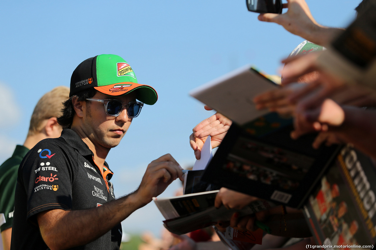 GP BELGIO, 24.07.2014- Autograph session, sSergio Perez (MEX) Sahara Force India F1 VJM07