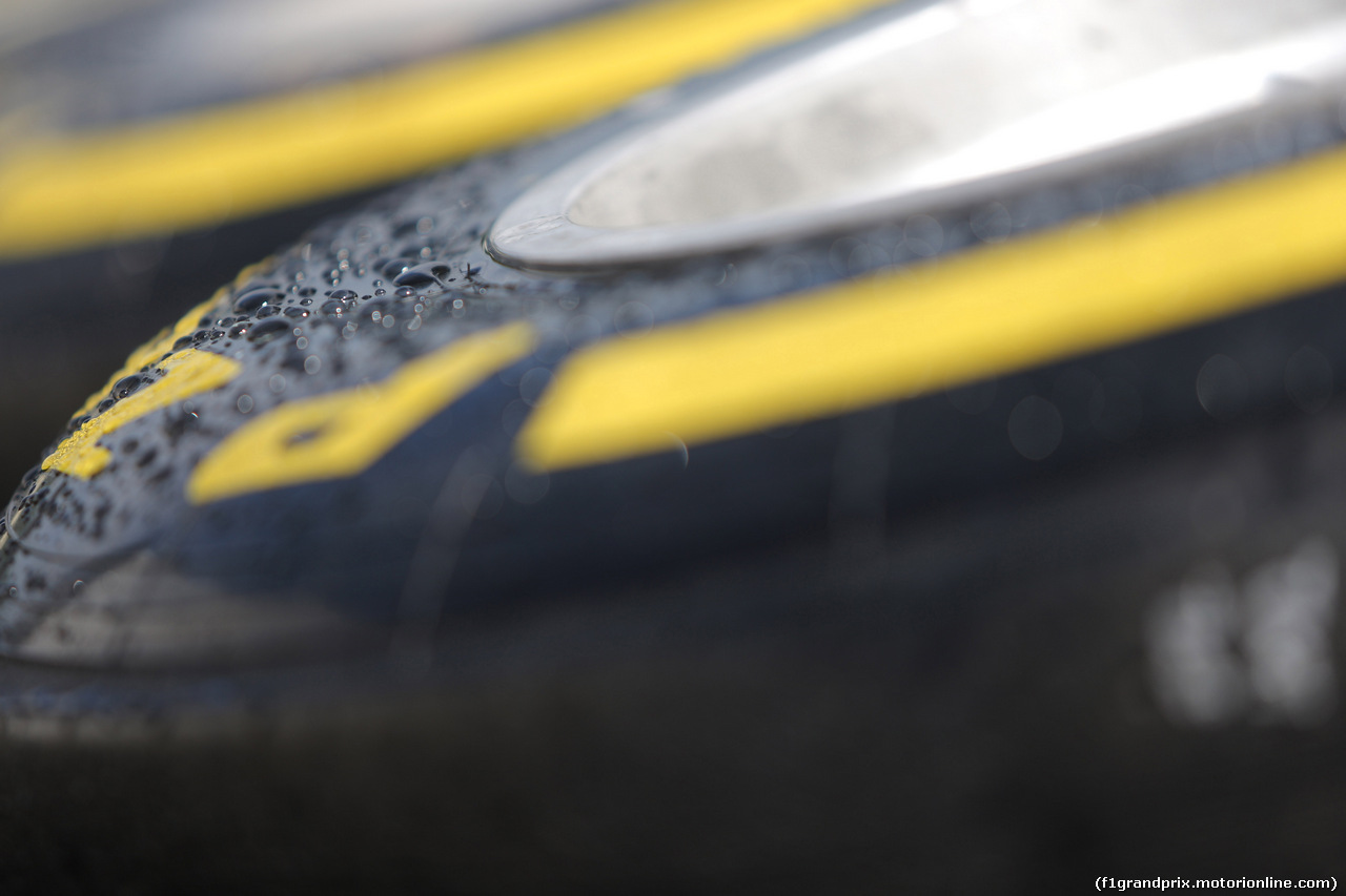 GP BELGIO, 23.08.2014- Prove Libere 3, Pirelli Tyres